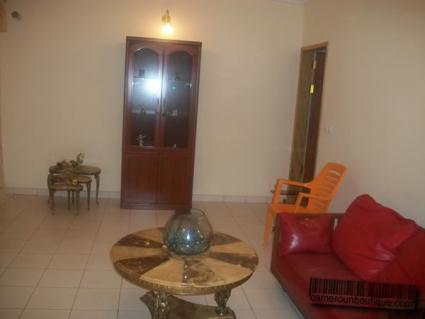 Salon Studio meublé Yaoundé Biteng